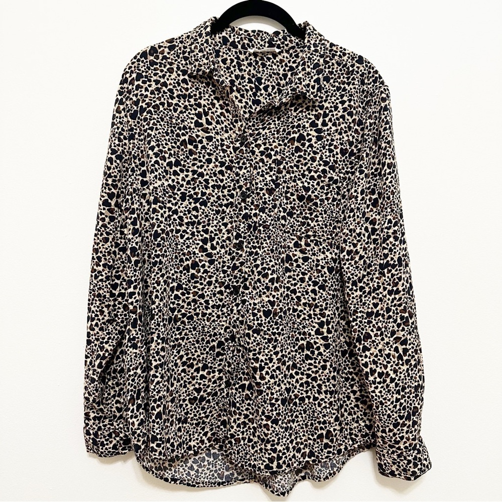BeachLunchLounge Leopard Print Button Up Shirt Unsized ( large?)
